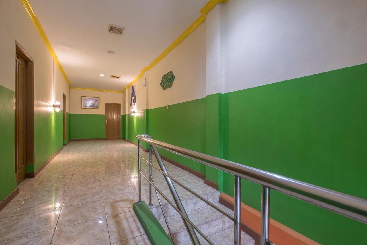 Oyo 1691 Wisma Benhil Toddopuli Hotel 2*
