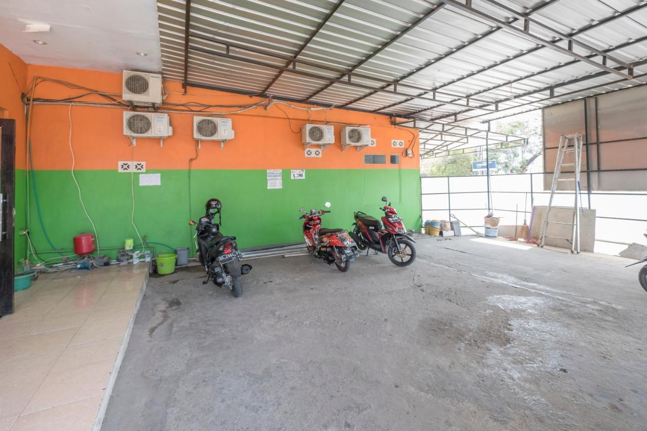 Oyo 1691 Wisma Benhil Toddopuli Makassar